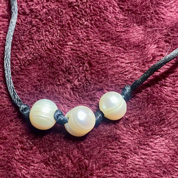 Black and Silver Tone Necklaces Collection with Bracelet with charms - Picture 11 of 15